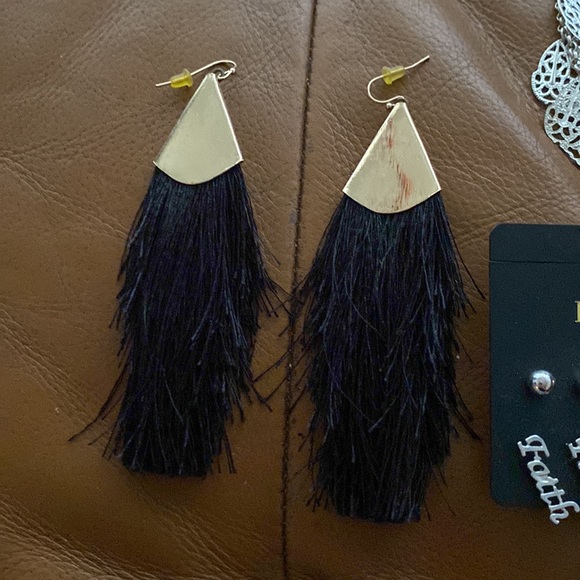 Earrings silver color dangling earrings, black tassel earrings, set of assorted - Picture 2 of 5